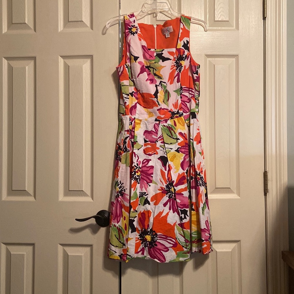 Floral sleeveless dress